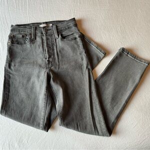 Levi’s Wedgie Straight Jeans in Grey